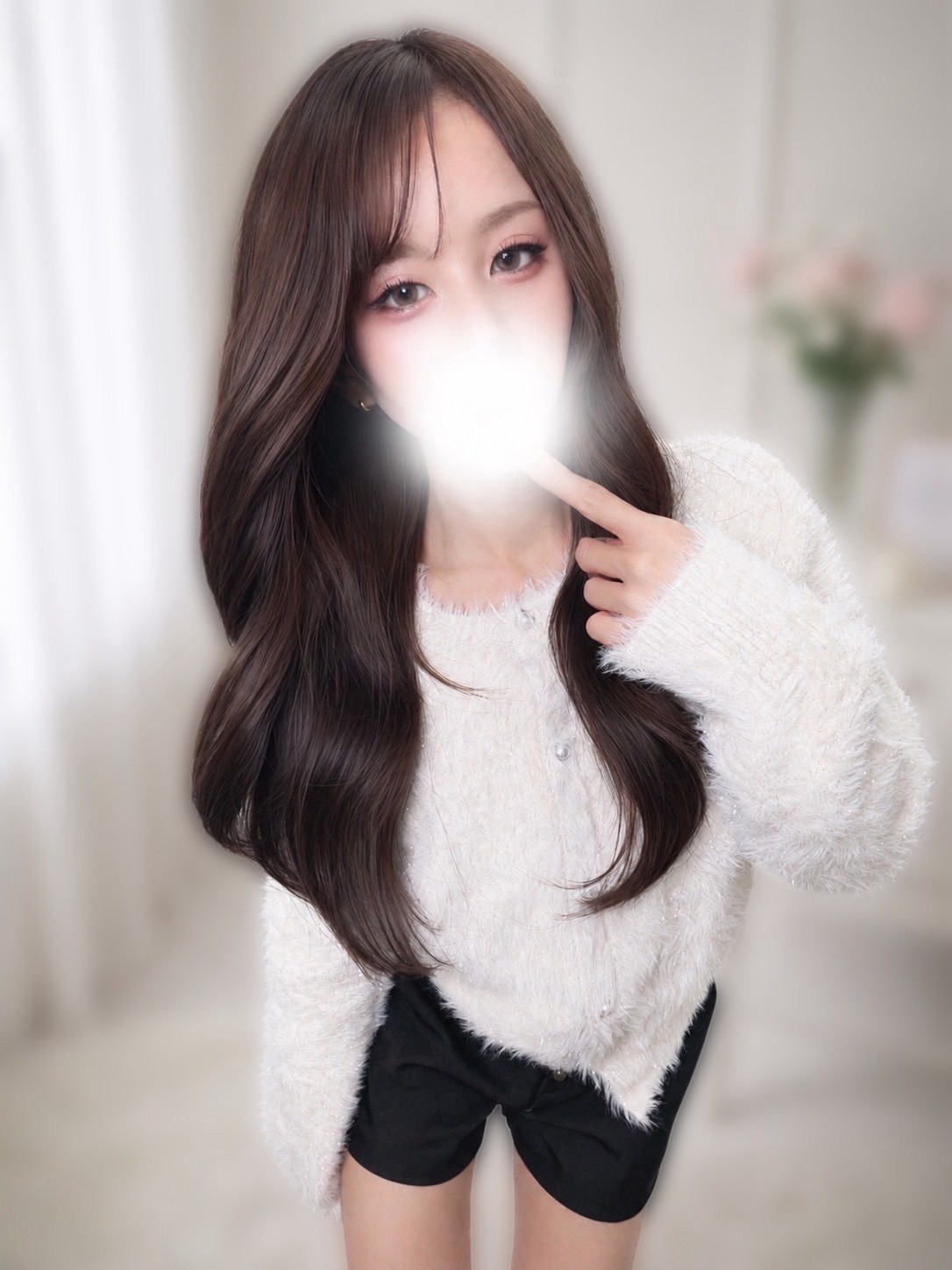 綾瀬みな